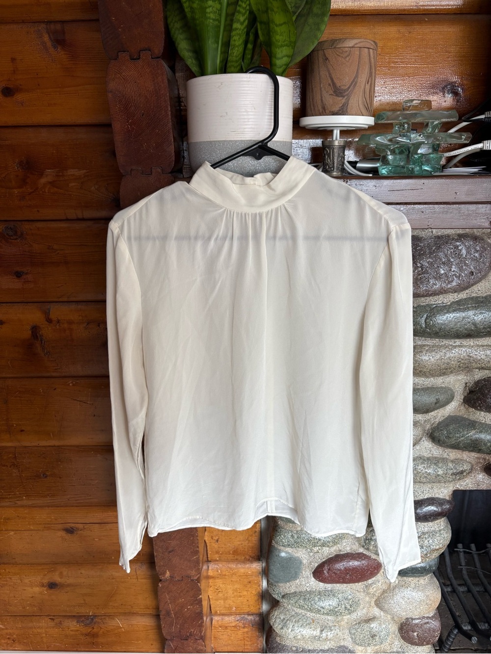 Babaton 100% Silk Blouse XS Cream Mock Neck Keyhole Top
